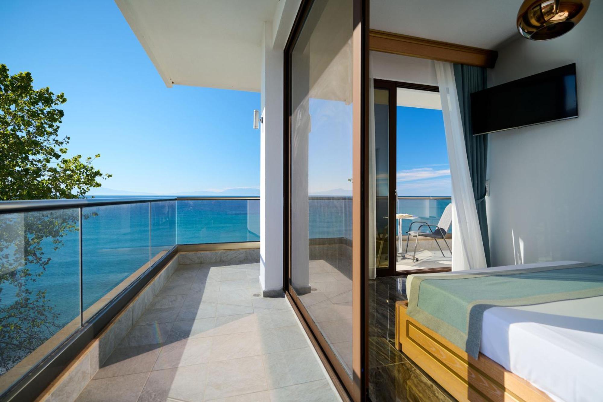 Evlogia Hotel Seafront And Anex By Greek Pride Fourka Eksteriør billede