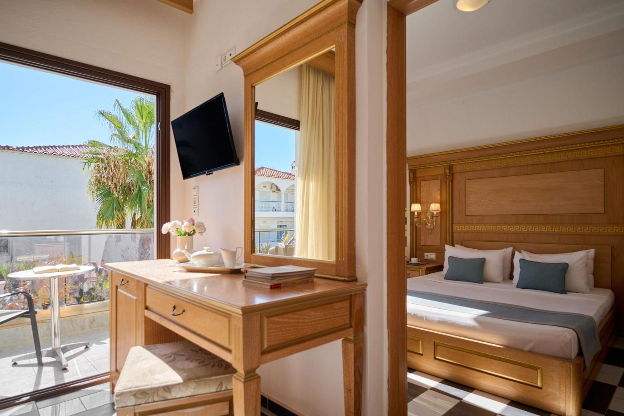 Evlogia Hotel Seafront And Anex By Greek Pride Fourka Eksteriør billede